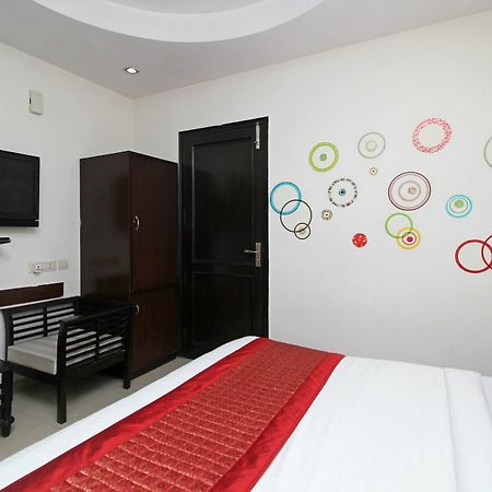 Oyo 9030 Hotel Delhi Airport Plaza New Delhi Extérieur photo