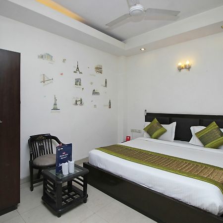 Oyo 9030 Hotel Delhi Airport Plaza New Delhi Extérieur photo