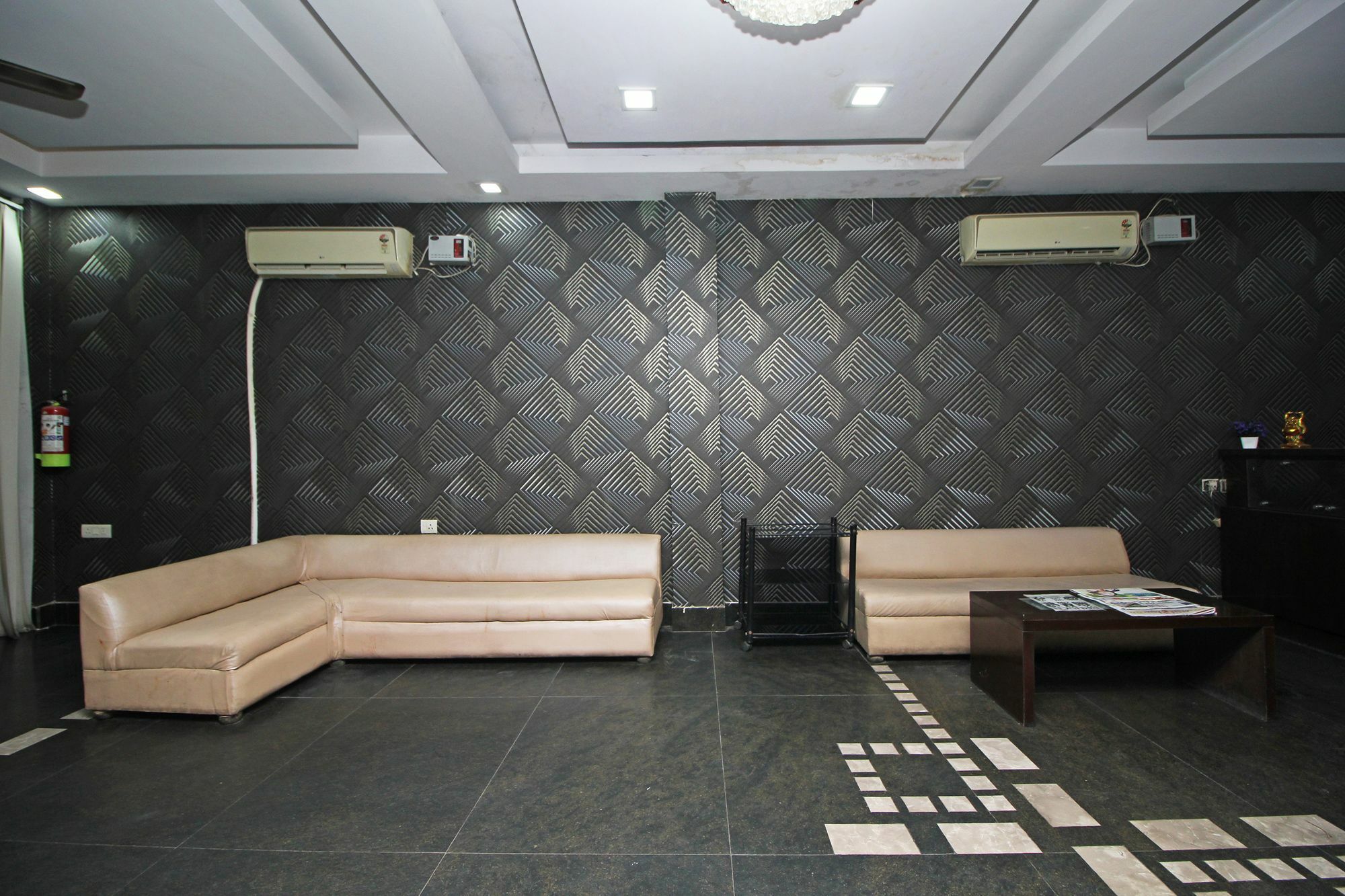 Oyo 9030 Hotel Delhi Airport Plaza New Delhi Extérieur photo